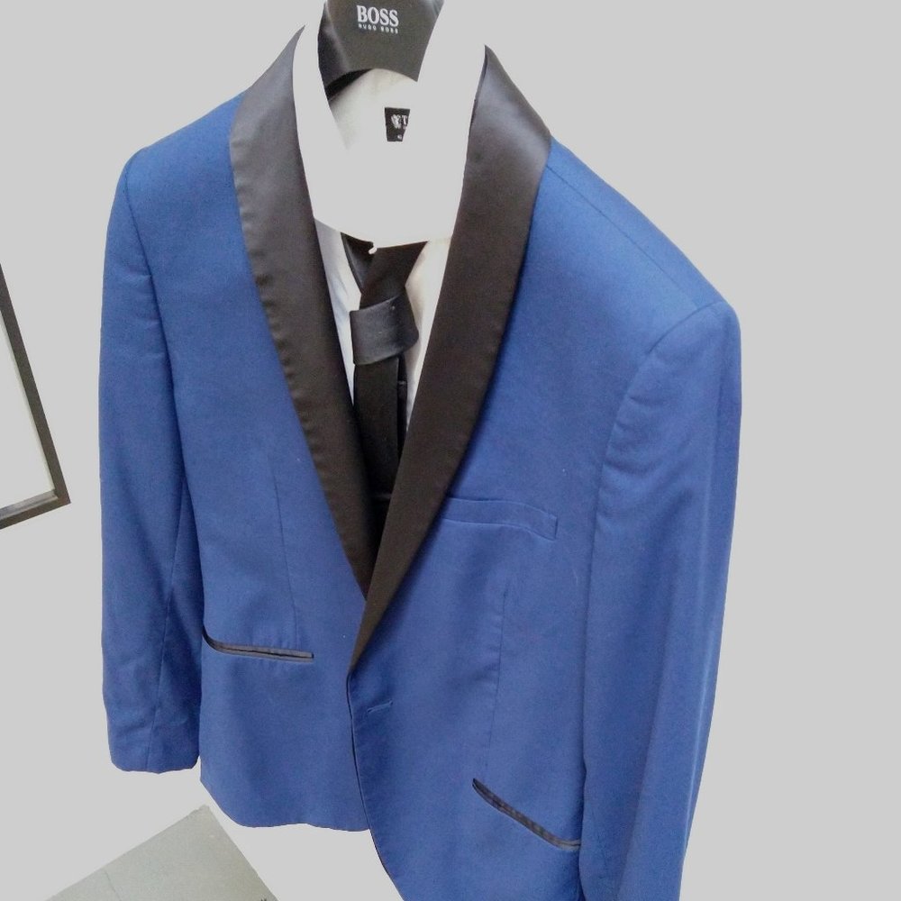 Blue black polyester tuxedo jacket slim fit S42